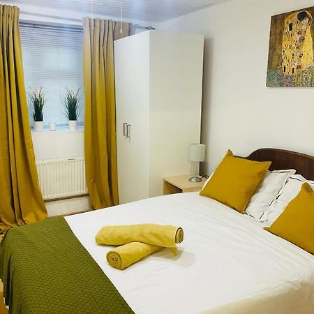 Cosy Flat Close To East Finchley Station Londres Exterior foto
